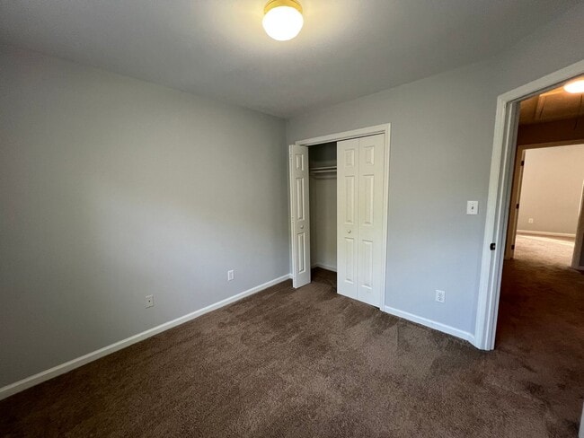 Building Photo - 4325 Pine Springs Ct