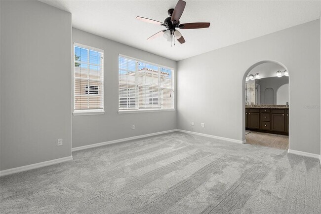 Building Photo - 509 S Matanzas Ave