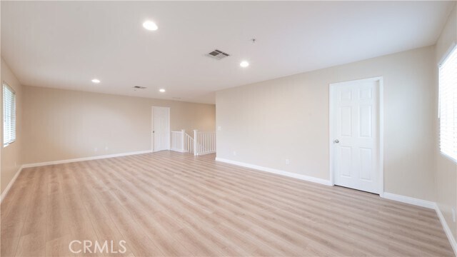 Building Photo - 5916 Wilshire Dr