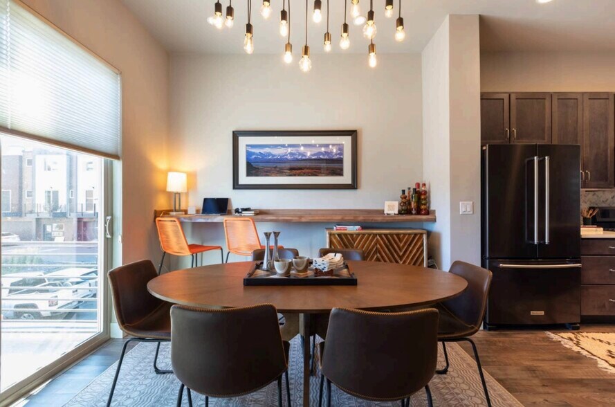 Building Photo - 1638 Quitman St