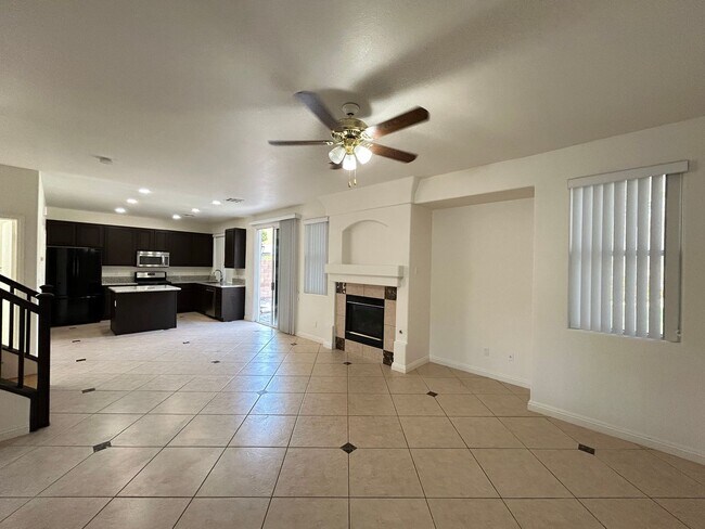 Building Photo - Desirable Summerlin Home 4 Bedrooms 2.5 Ba...