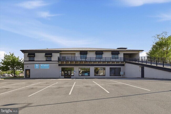 Building Photo - 443 Millwood Ave