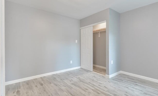 Building Photo - 10555 Turtlewood Ct