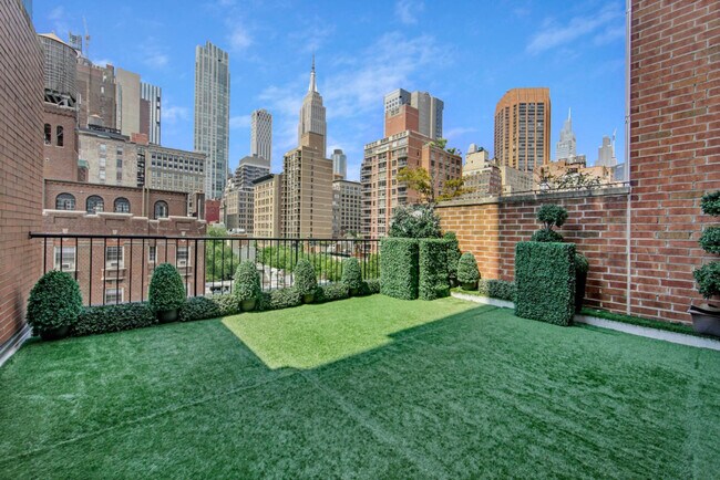 Building Photo - 147 Lexington Ave