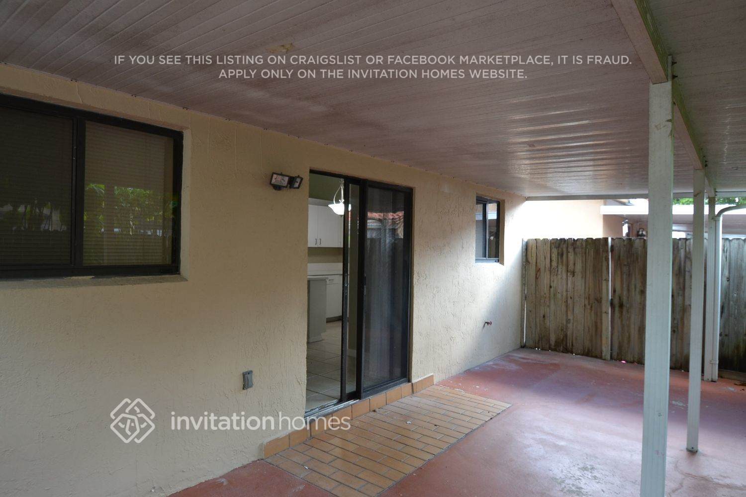 Building Photo - 10215 NW 126th St