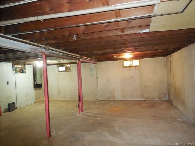 Building Photo - 215 Fowler Ave