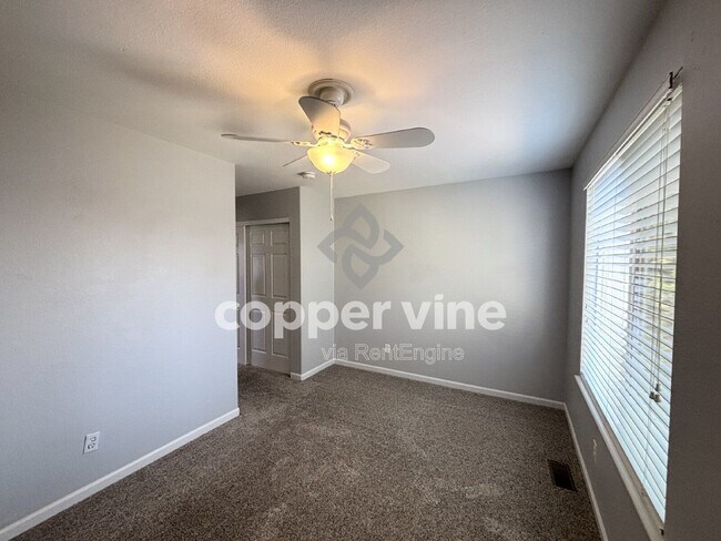 Building Photo - 14487 Jason Dr