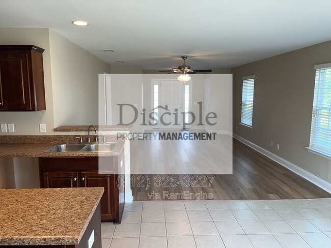 Building Photo - 202 Scarlett Ln