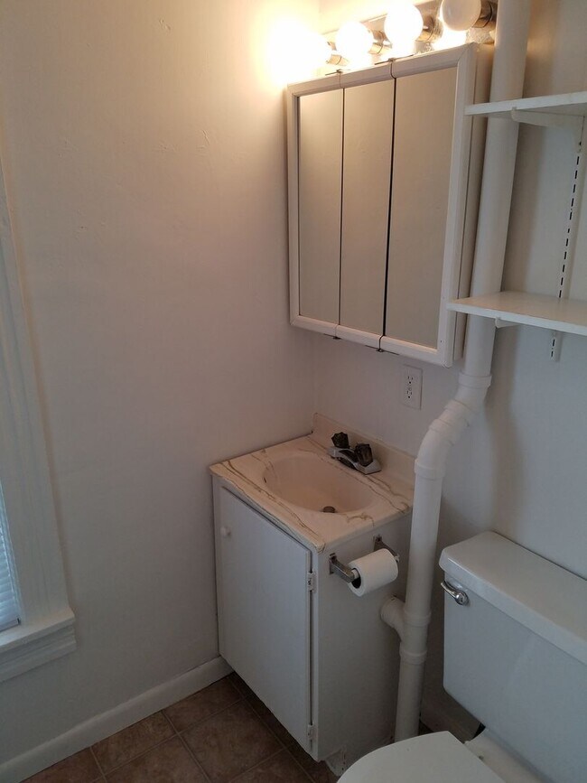 Building Photo - 1221 Tremont St