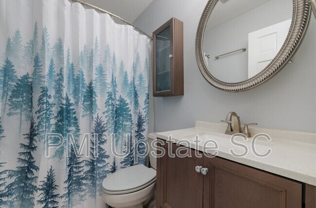 Building Photo - 103 Avondale Dr