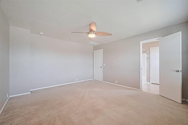 Building Photo - 2307 Emory Knoll Dr