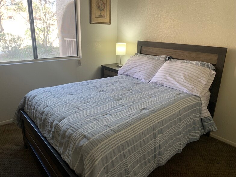 Remodeled, Move-In-Ready Condo in North Glendale - 5757 W Eugie Ave