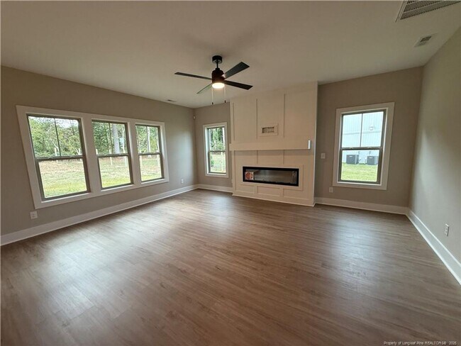 Building Photo - New Construction Home in Grays Creek!!