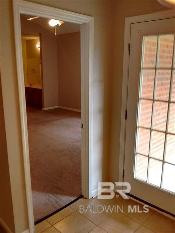 Building Photo - 1129 Sloane Cove
