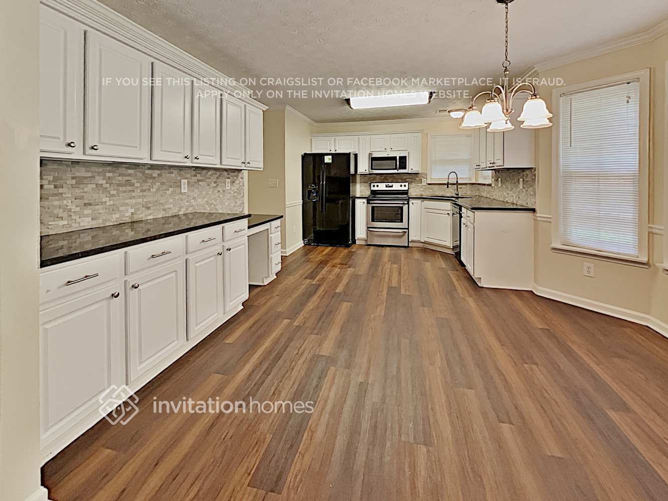 Building Photo - 3300 Glen Summit Ln