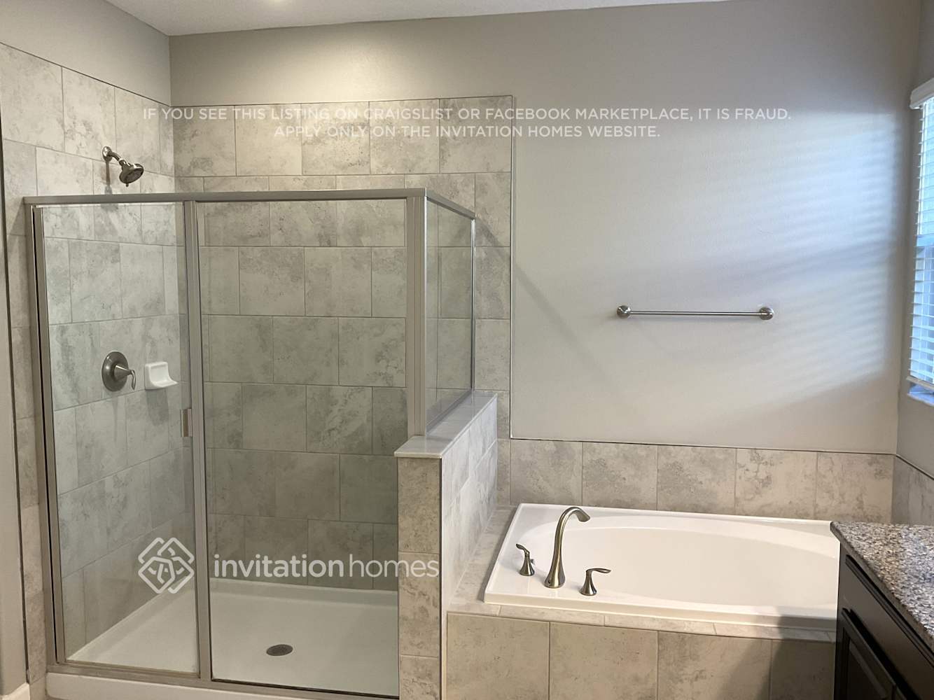 Building Photo - 9662 Ivory Dr