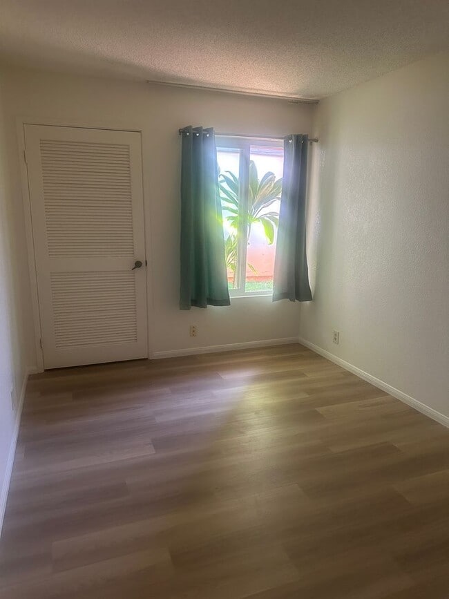 Building Photo - Single level 3 bedroom 2 bath home in Waip...