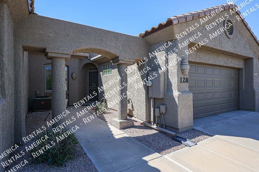 Building Photo - 4202 E Broadway Rd