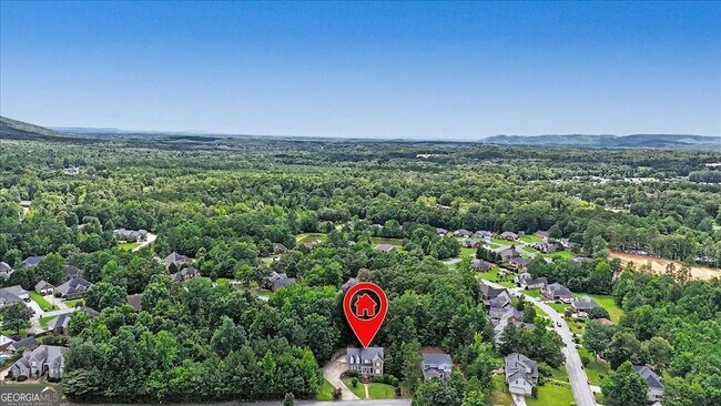 Building Photo - 6 Stonebrook Dr