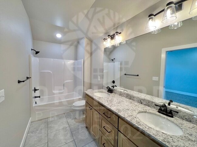 Building Photo - Tontitown | Dalton Plan- 3 Bed/ 2 Bath w/ ...