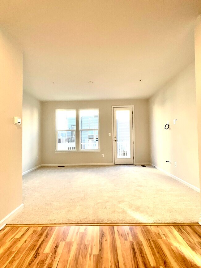 Building Photo - 3562 Stella Blue Dr