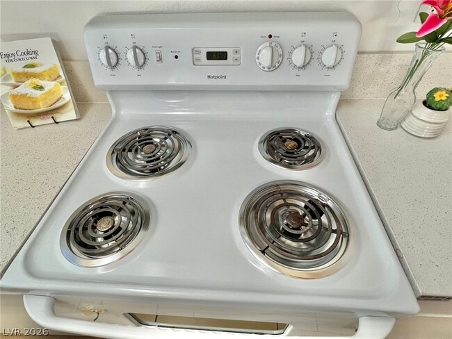 Building Photo - 428 S Beaumont St