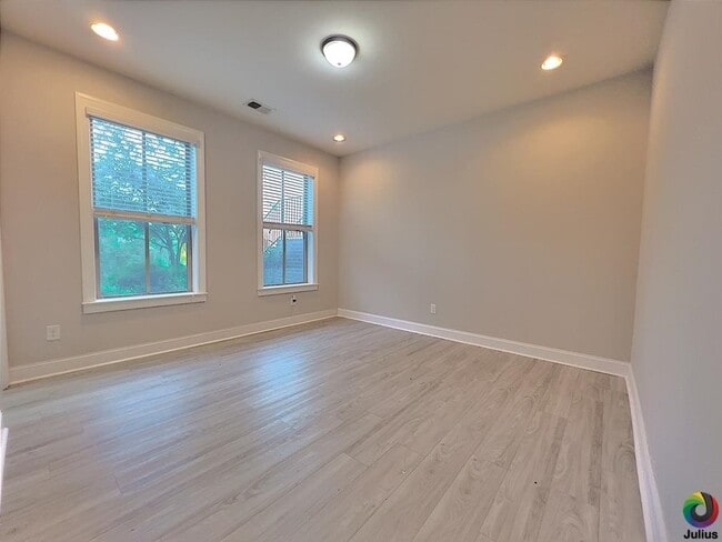 Building Photo - 4254 Spruce Pine Alley