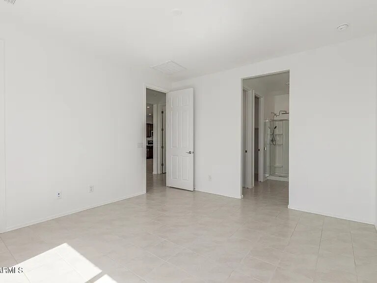 Building Photo - 637 S Lamar Pl