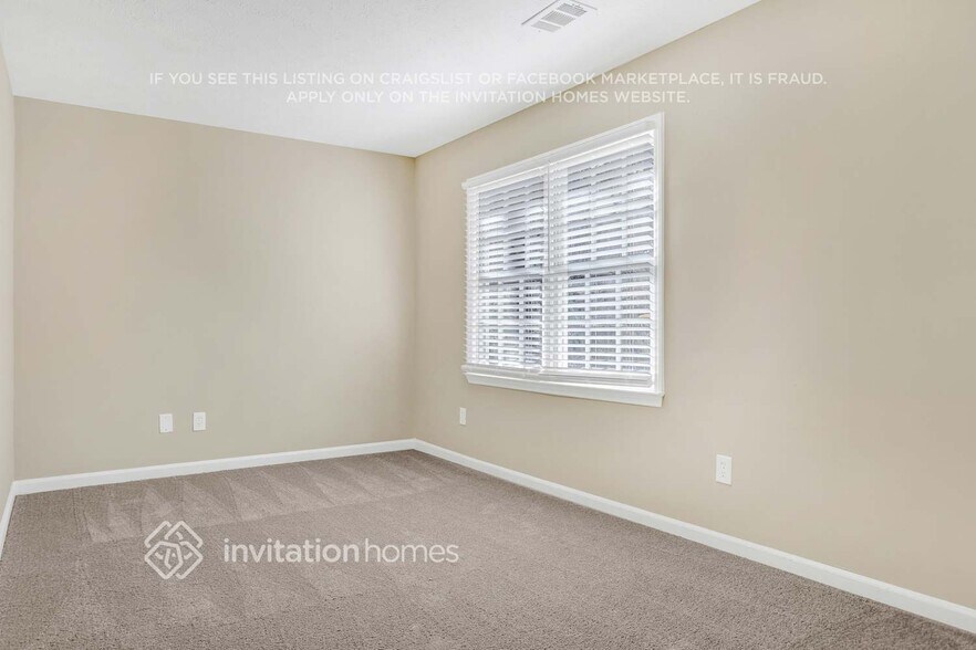 Building Photo - 2991 Brooks Dr