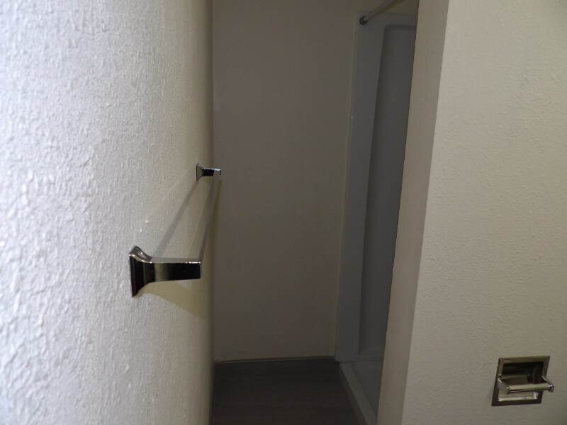 Building Photo - 226 W Rockrimmon Blvd