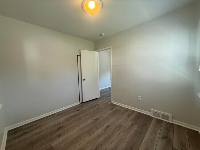 Building Photo - 23090 Powell Ave