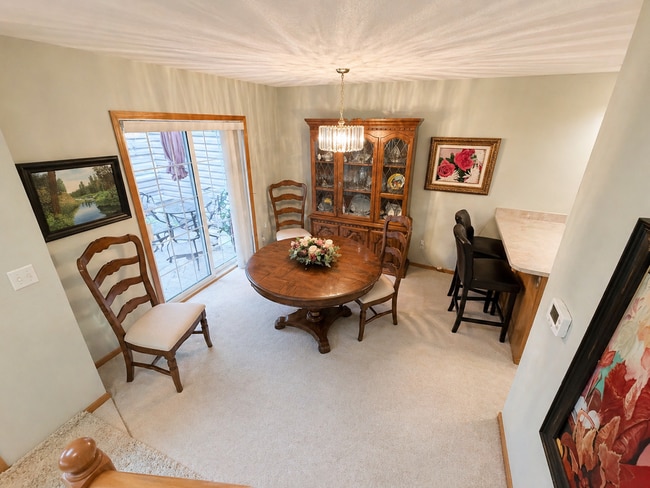 Building Photo - Stunning 2-Level Townhome with Vaulted Ceiling in Champlin!!