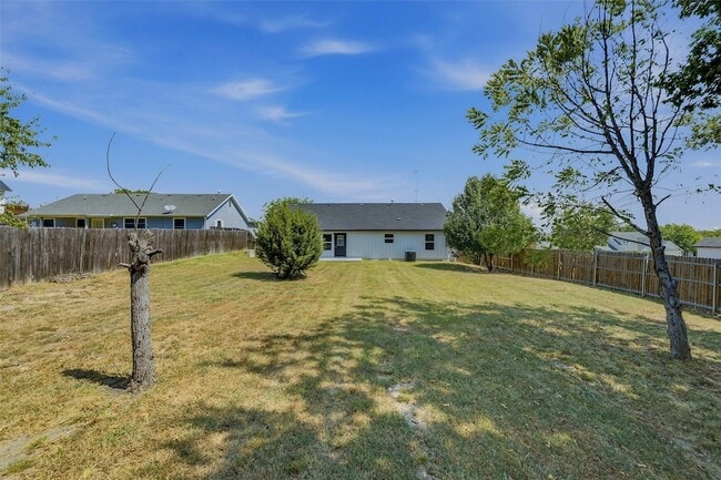 Building Photo - 324 Hillcroft Rd
