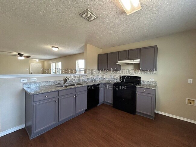 Building Photo - 4888 Parkview Hills Ln