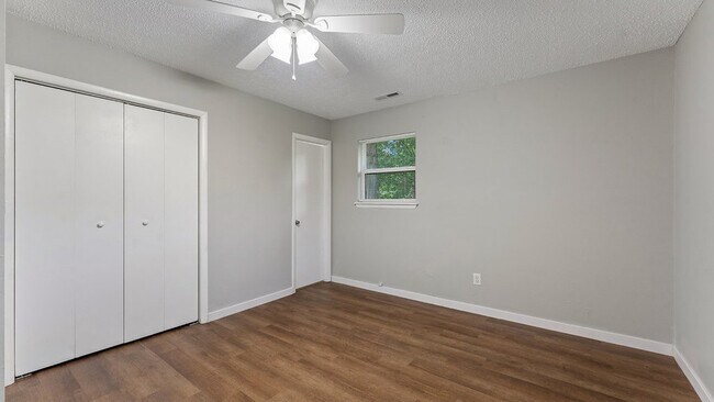 Building Photo - "Charming 3-Bedroom Home on Joye Street wi...