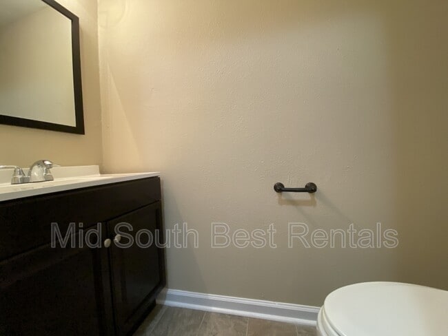 Building Photo - 2014 Scotty Ct