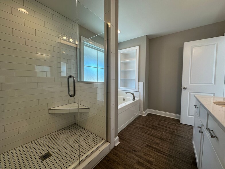 Building Photo - Cottage Style 4 Bedroom Home in Camden Ridge