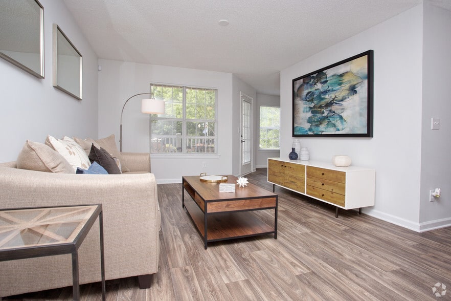 2BR, 2BA - 1166 SF - The Aubrey Sweetwater