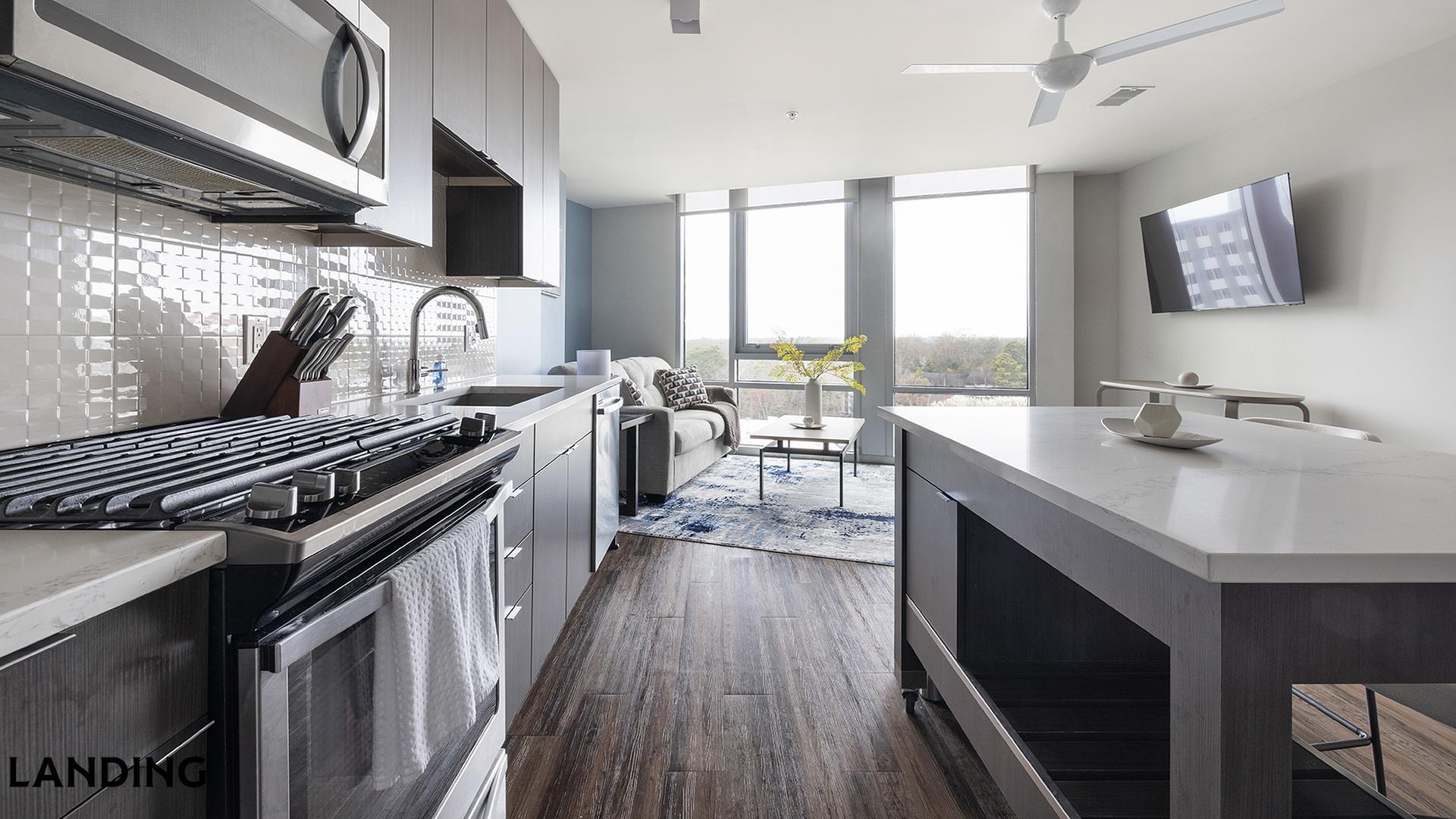 Building Photo - 3005 Peachtree Rd NW