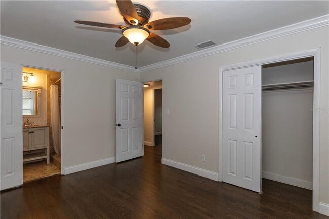 Building Photo - 226 W Spruce St