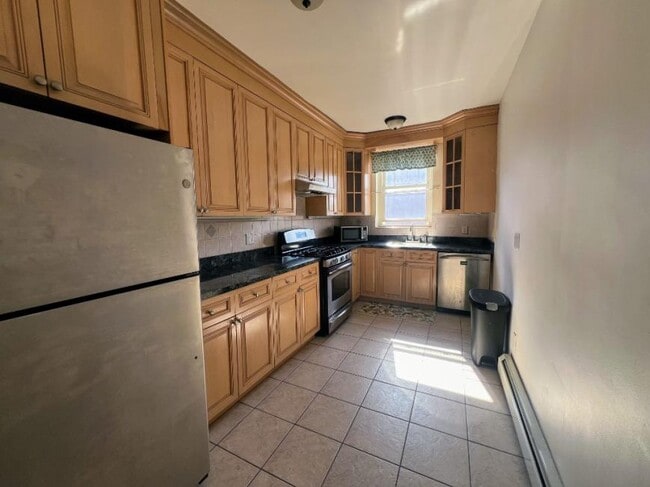 Building Photo - 1 bedroom in WOODSIDE NY 11377