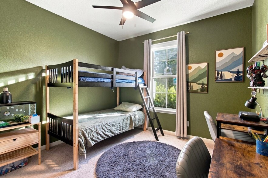 Building Photo - 2026 Oedipus Dr