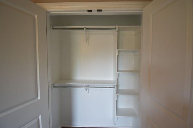 Building Photo - 3 Bedroom 2 Bathroom Home In Fayetteville Arkansas.