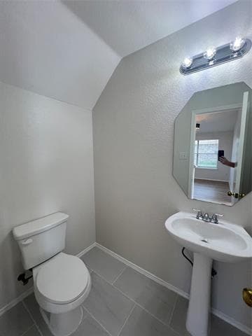 Building Photo - 6905 Fairfield Dr