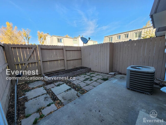 Building Photo - 8119 W 54th Pl
