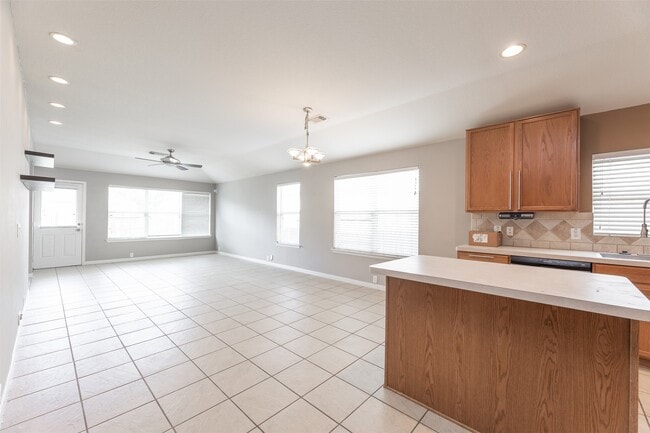 Building Photo - 16522 Grenada Falls Dr