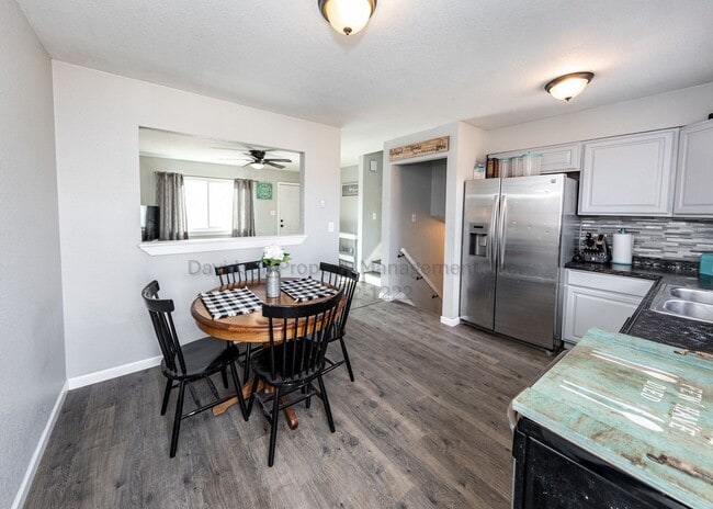 Building Photo - Cozy 3 Bedroom House in Southeast Colorado...