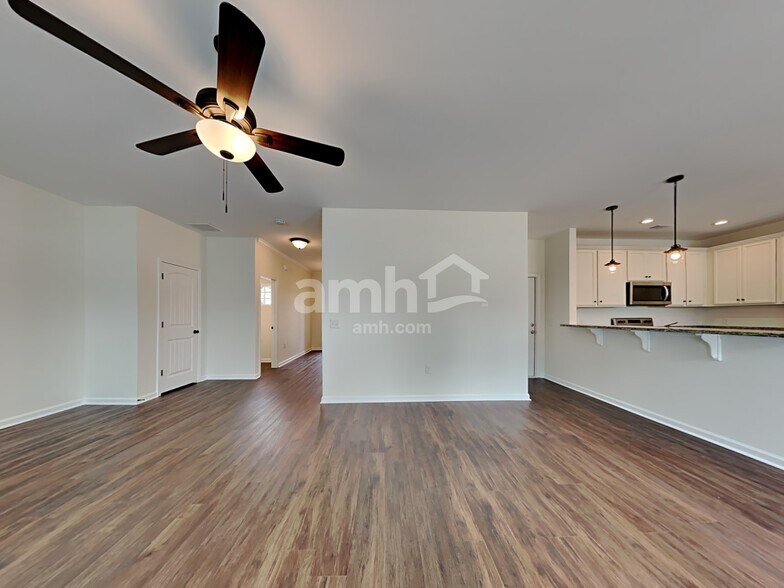 Building Photo - 455 Sunbury Dr