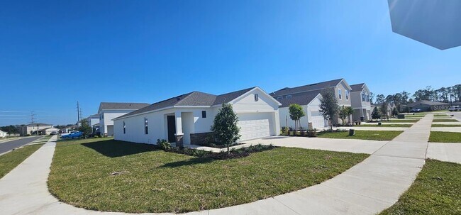 Building Photo - 677 Teviot Rd