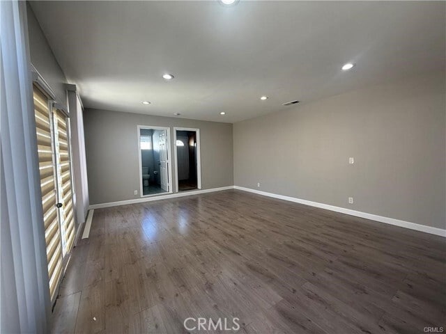 Building Photo - 6853 Matilija Ave